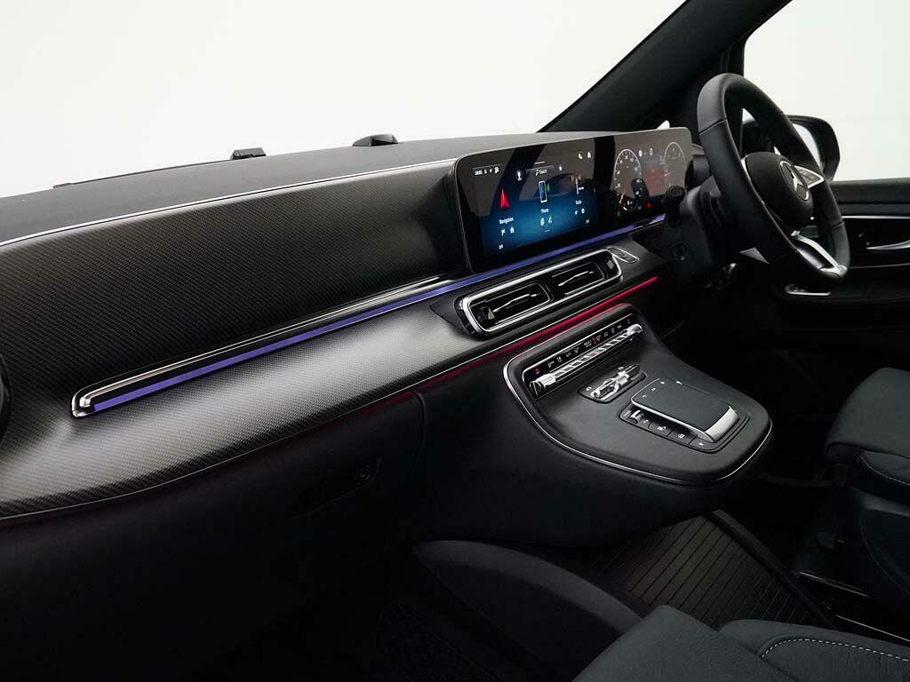Mercedes-Benz V Class V300d Premium Black #10