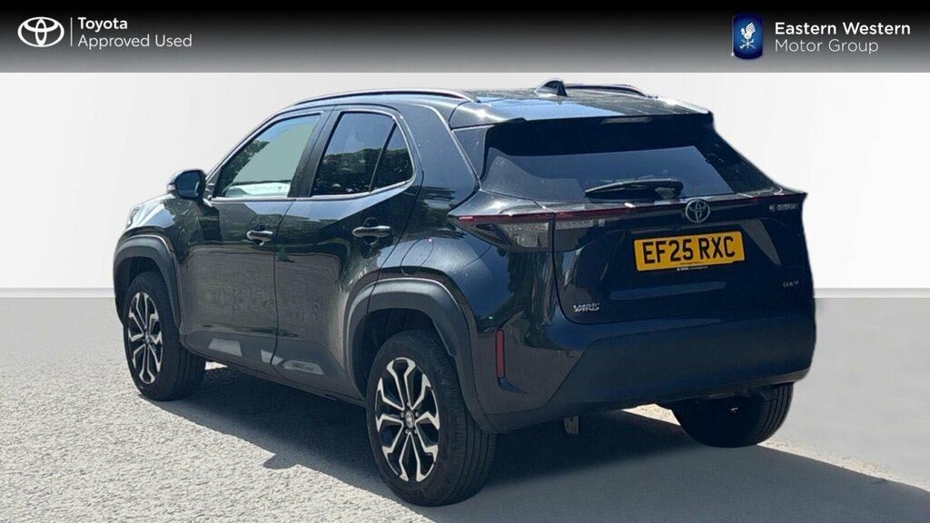 Toyota Yaris Cross 1.5 Vvt-h Design E-cvt Euro 6 Ss EF25RXC Black #4