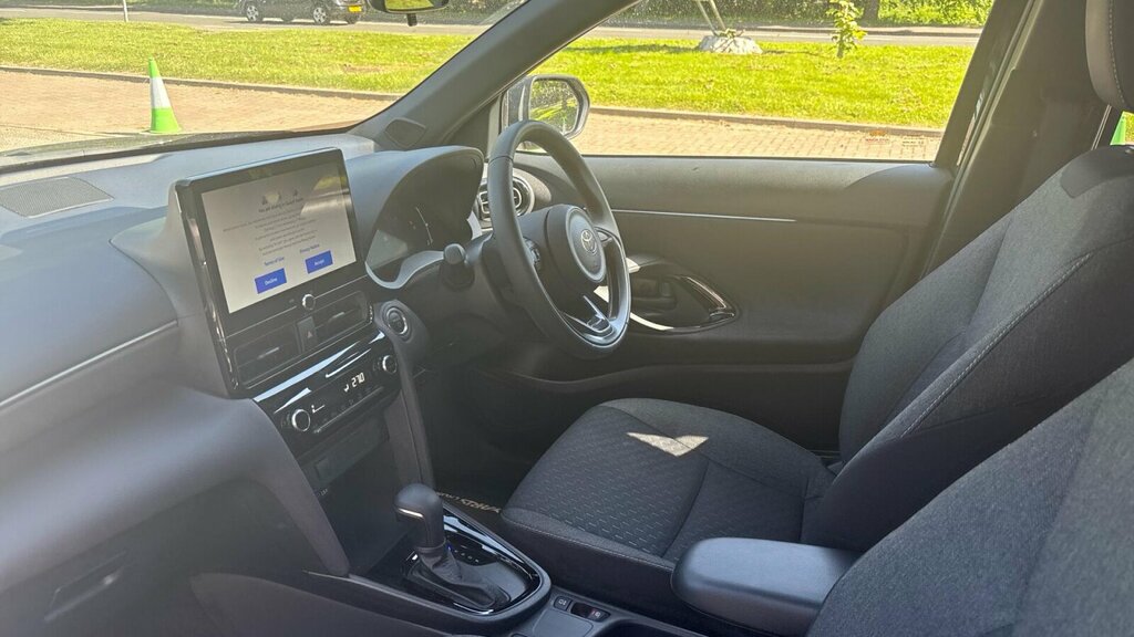Toyota Yaris Cross 1.5 Vvt-h Design E-cvt Euro 6 Ss EF25RXC Black #5