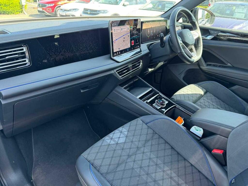 Volkswagen Tiguan 2.0 Tdi R-line Dsg GJ74UEN Black #2