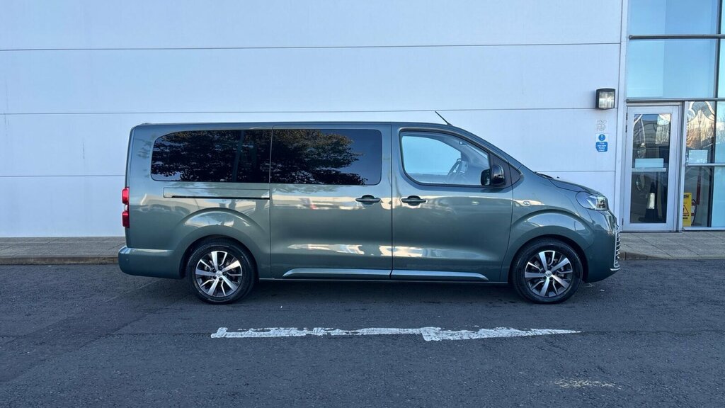 Toyota Proace Verso 75Kwh Excel Long Mpv Lwb Green #6