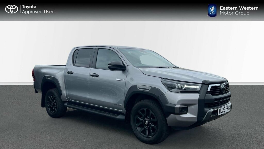 Toyota HILUX 2.8 D-4d Invincible X 4Wd Euro 6 Ss Silver