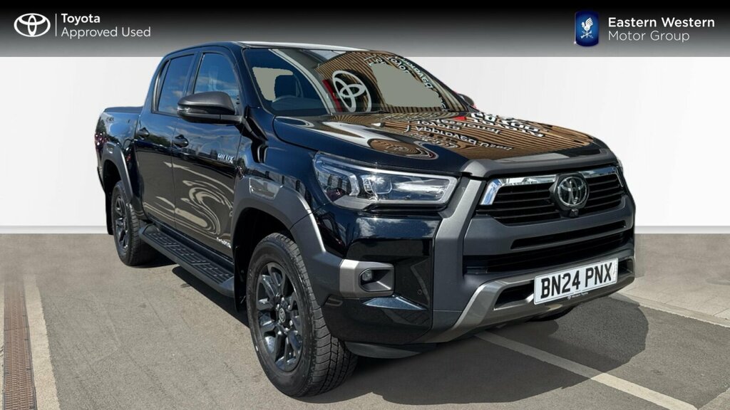 Toyota HILUX 2.8 D-4d Invincible X 4Wd Euro 6 Ss Black