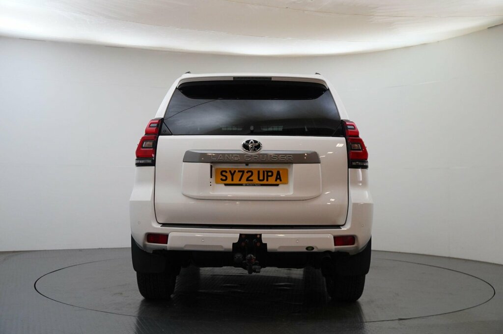 Toyota Land Cruiser 2.8D Active Navi 4Wd Swb Euro 6 Ss SY72UPA White #6