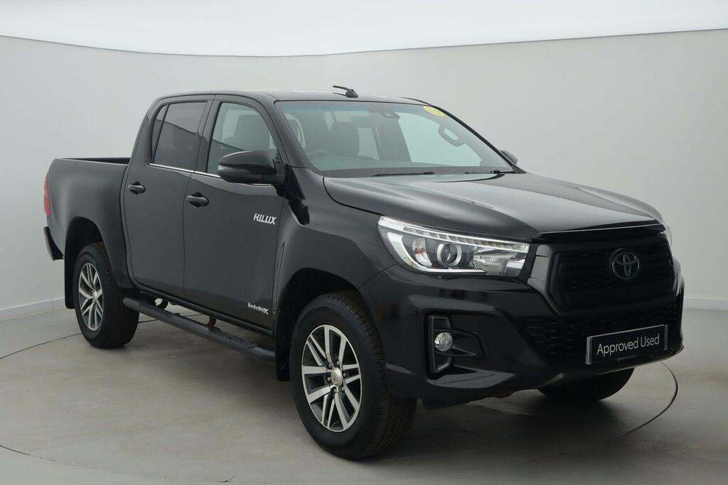 Toyota HILUX 2.4 D-4d Invincible X Pickup Double Cab Black