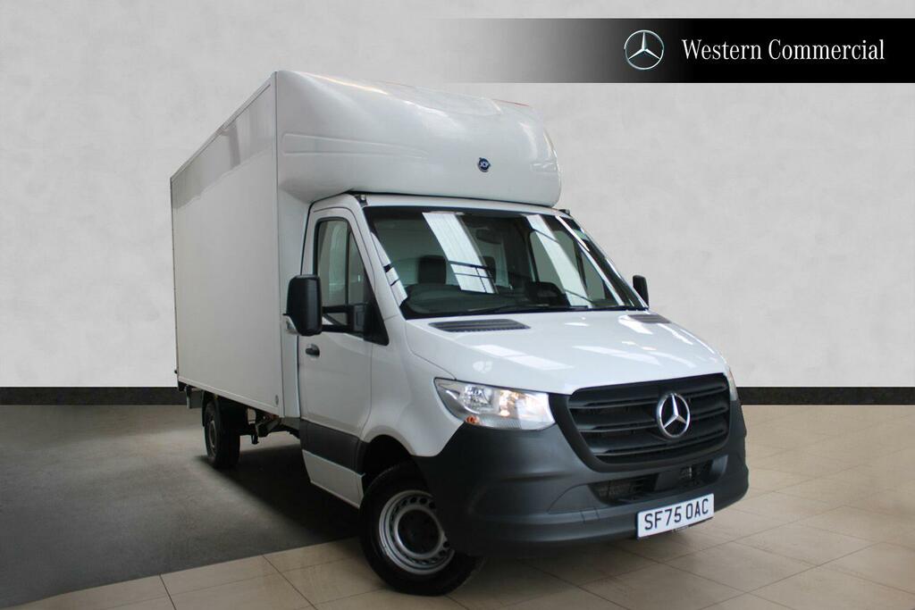Mercedes-Benz Sprinter 315 Luton Box L3 Progressive Rwd White