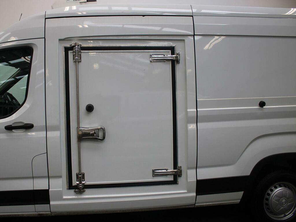 Maxus Deliver 9 L3 H2 Fwd Refrigerated Van White #4