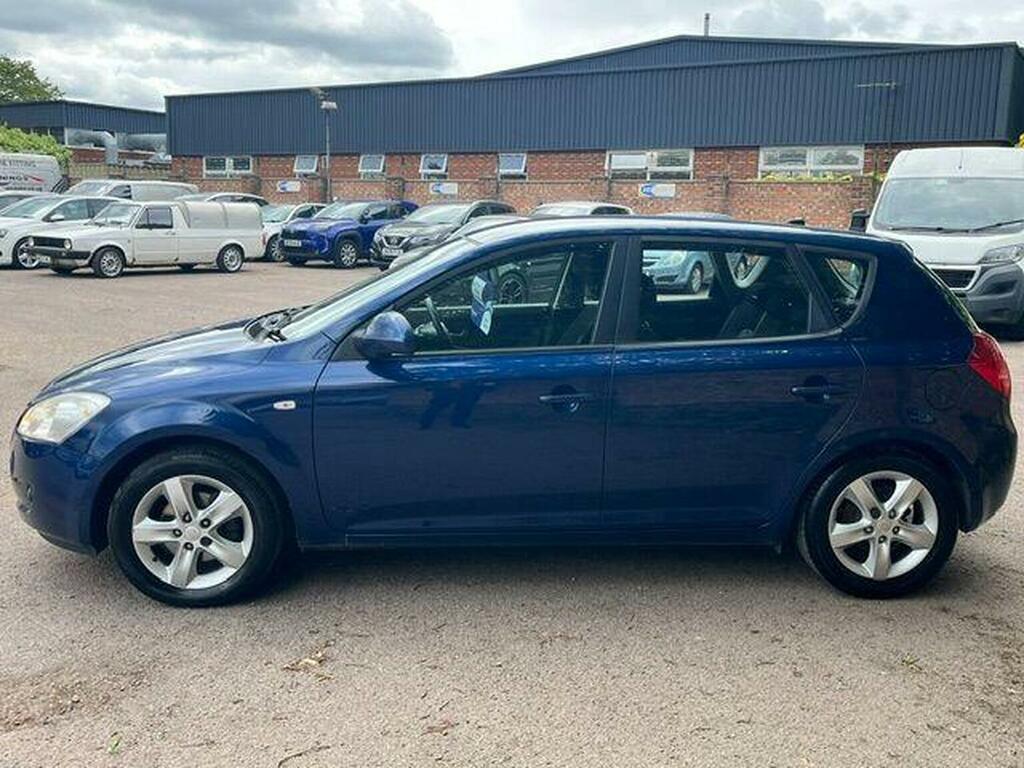 Kia Ceed Hatchback 1.4 Sr7 200909 Blue #5
