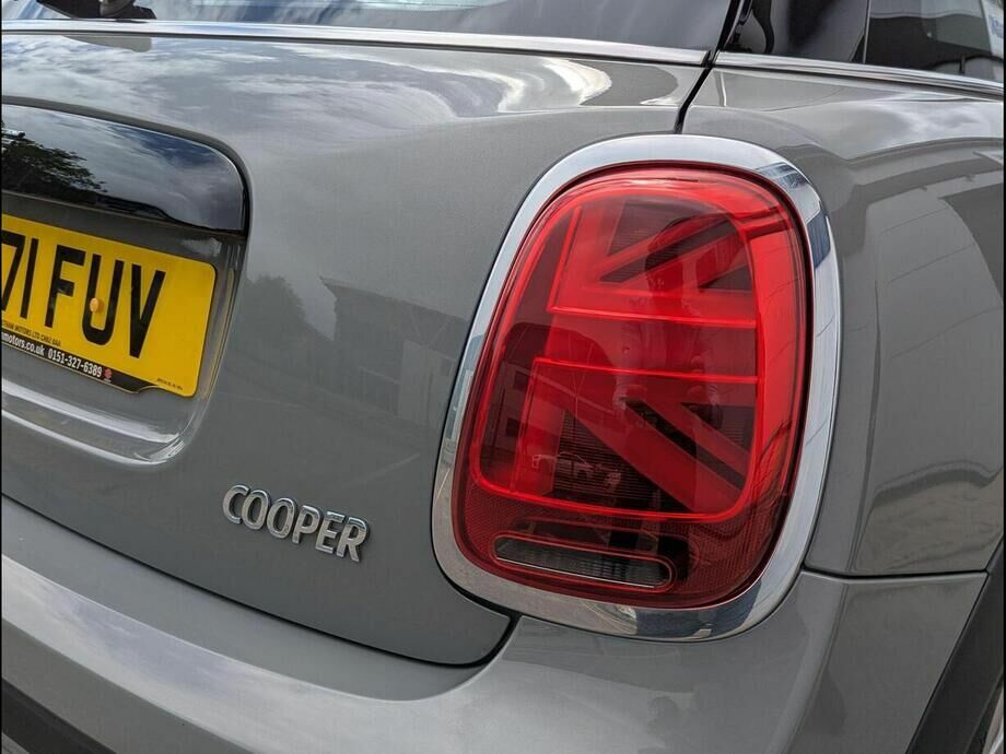 Mini Hatch 1.5 Cooper Classic Euro 6 Ss DC71FUV #3