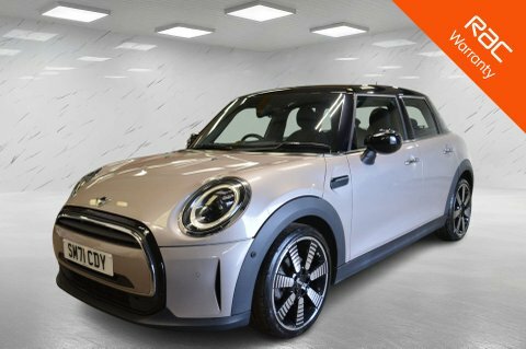 Mini Hatch 1.5 Cooper Exclusive Grey