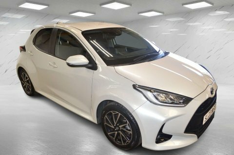 Toyota Yaris 1.5 Vvt-h Design SL23WFE White #3