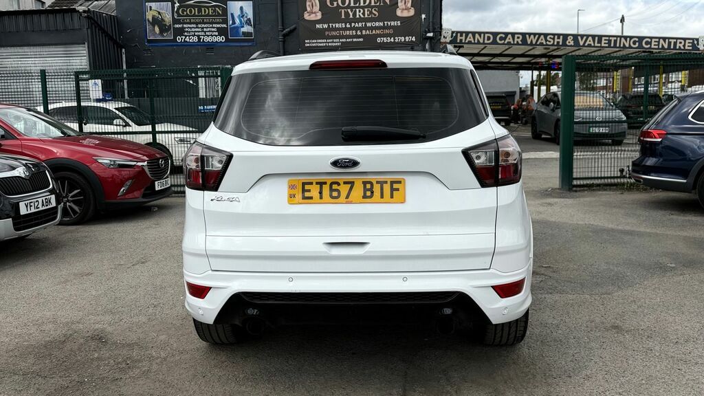 Ford Kuga Kuga Estate ET67BTF White #4