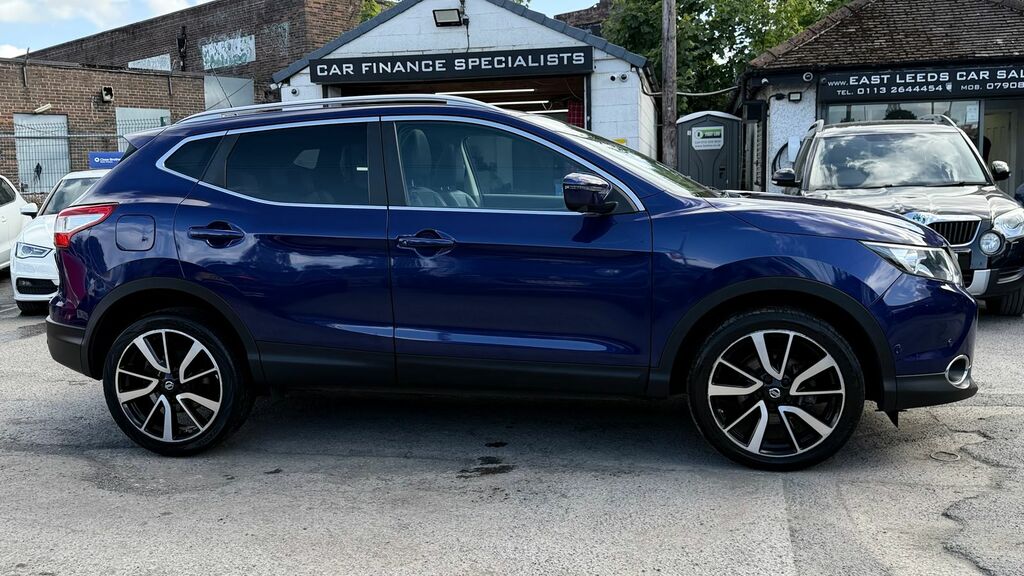 Nissan Qashqai 1.6 Dig-t Tekna Suv 2Wd Euro 6 Blue #2