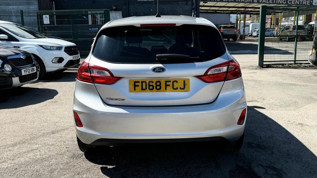 Ford Fiesta Fiesta Hatchback FD68FCJ Silver #4