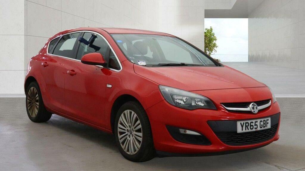 Vauxhall Astra Hatchback 1.4I Excite Euro 6 201565 Red