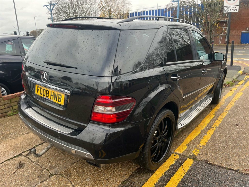 Mercedes-Benz M Class Edition 10 Cdi 4Wd Black #2
