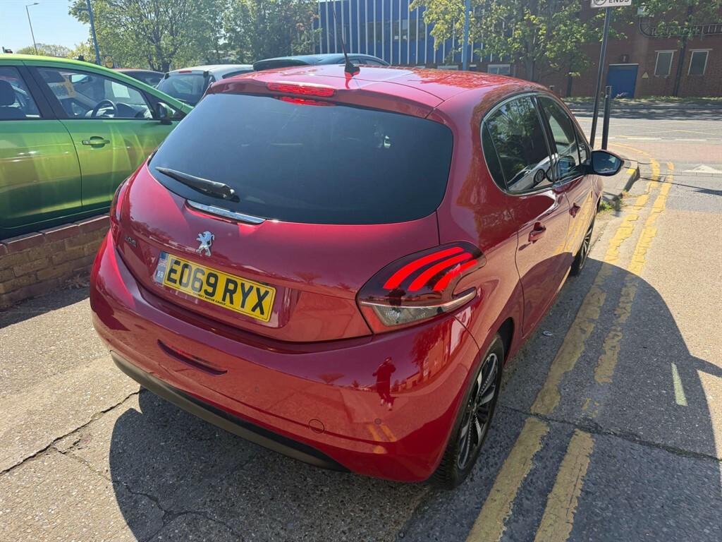 Peugeot 208 Tech Edition Ss EO69RYX Red #6