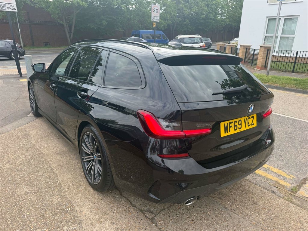 BMW 3 Series M Sport WF69YCZ Black #2