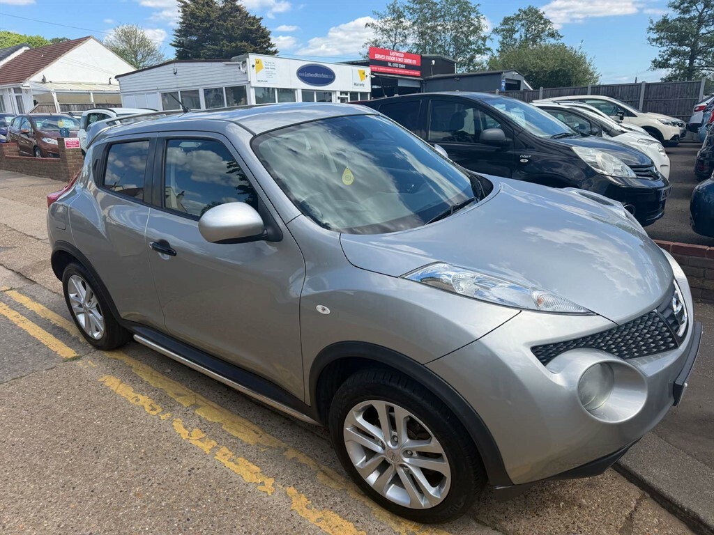 Nissan Juke Tekna Silver
