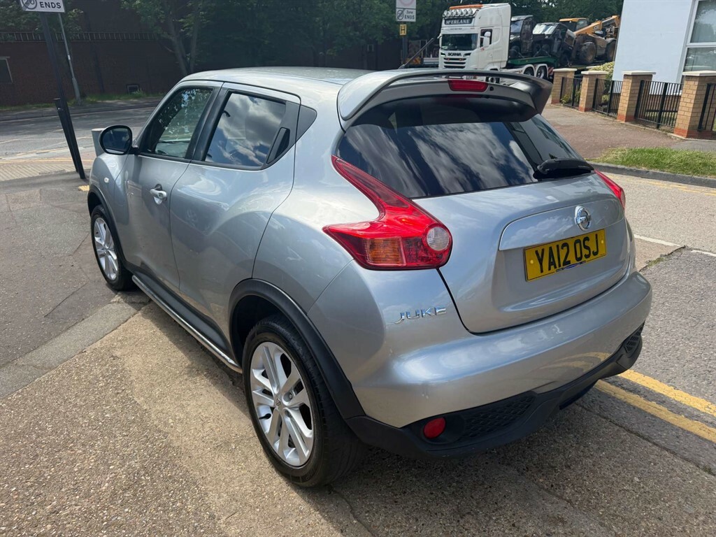 Nissan Juke Tekna Silver #4
