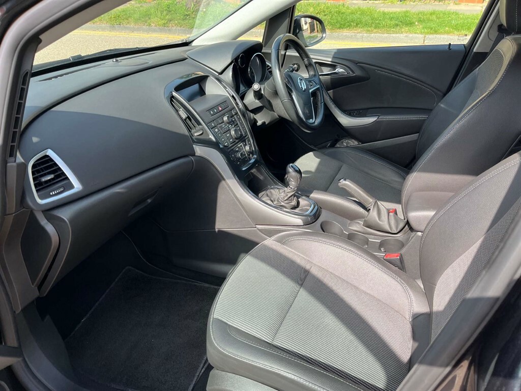 Vauxhall Astra Se Black #4