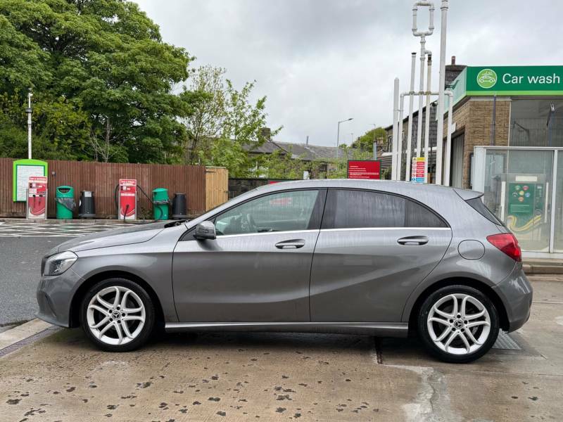 Mercedes-Benz A Class 1.5 A180d Sport Edition 7G-dct Euro 6 Ss - MX18ZBN Grey #4