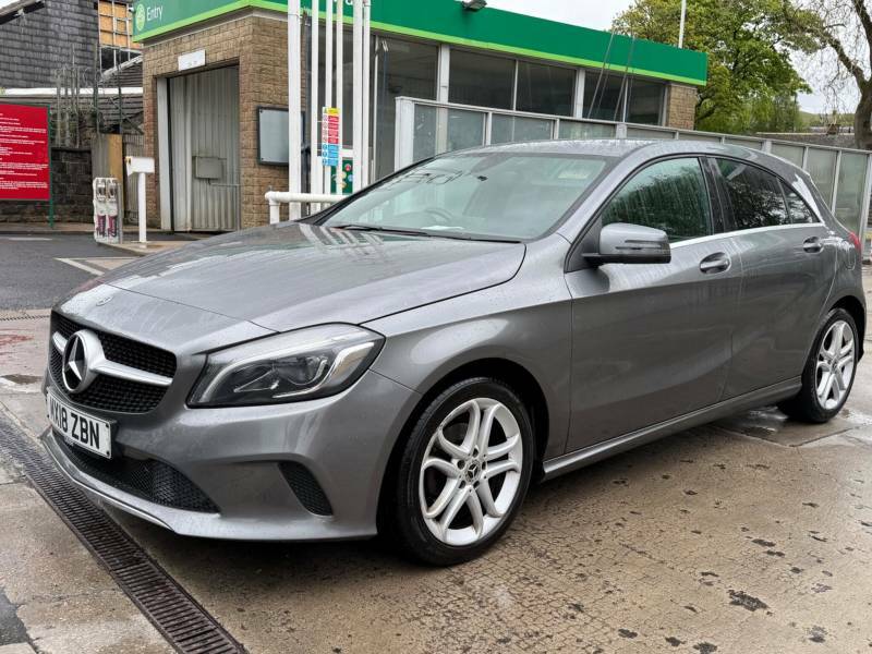 Mercedes-Benz A Class 1.5 A180d Sport Edition 7G-dct Euro 6 Ss - MX18ZBN Grey #3