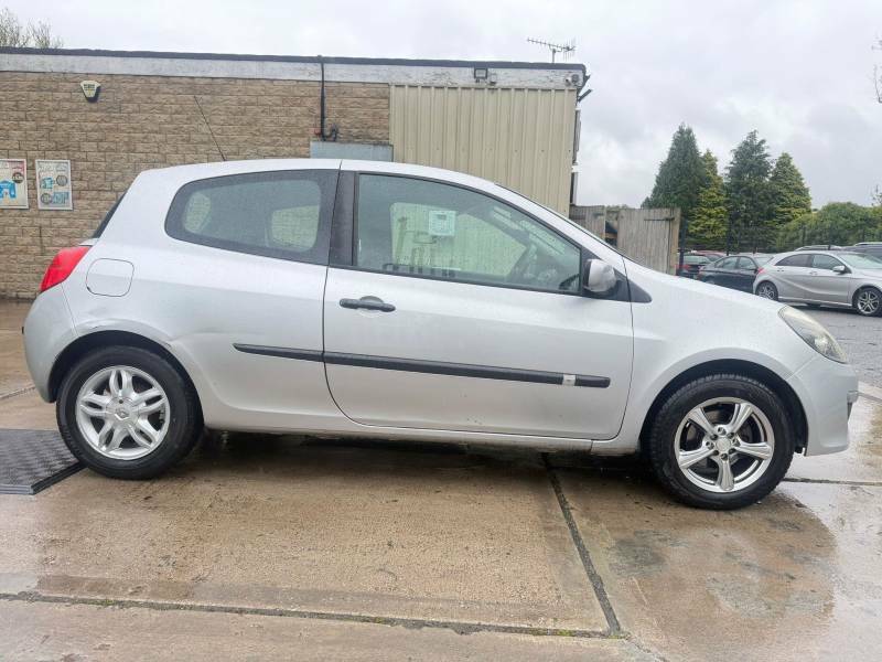 Renault Clio 1.2 Tce 16V Dynamique - 2007 57 Silver #5