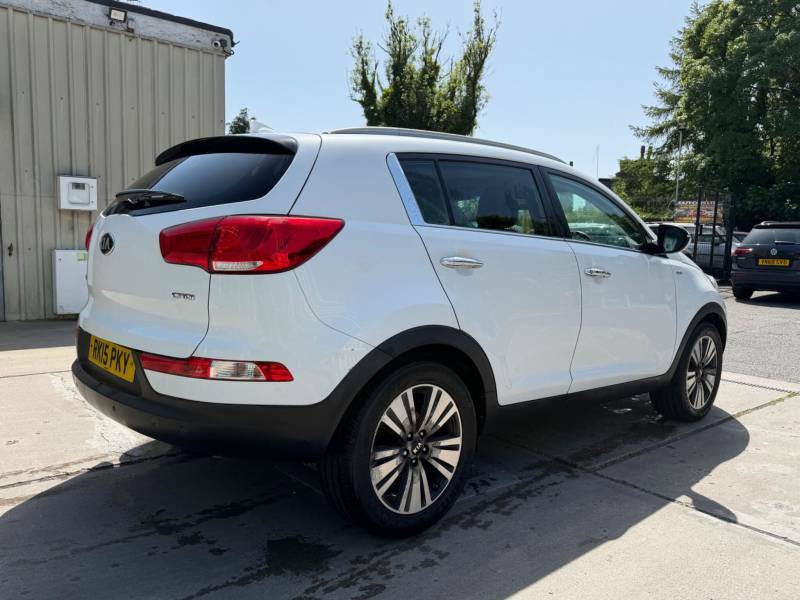 Kia Sportage 2.0 Crdi Kx-4 Awd Euro 5 - 2015 15 RK15PKY White #5