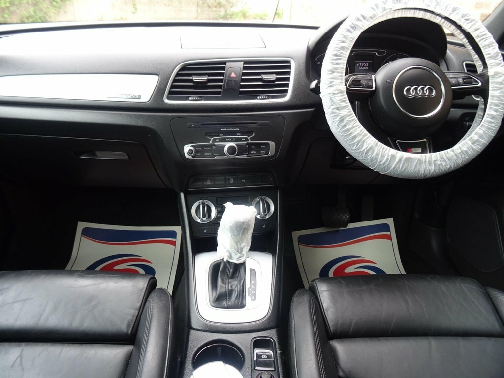 Audi Q3 2L S Line Orange #2