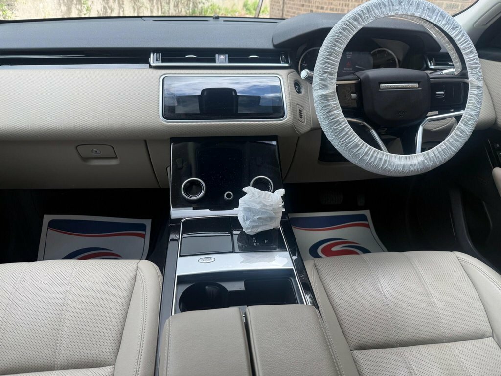 Land Rover Range Rover Velar 2L S White #2