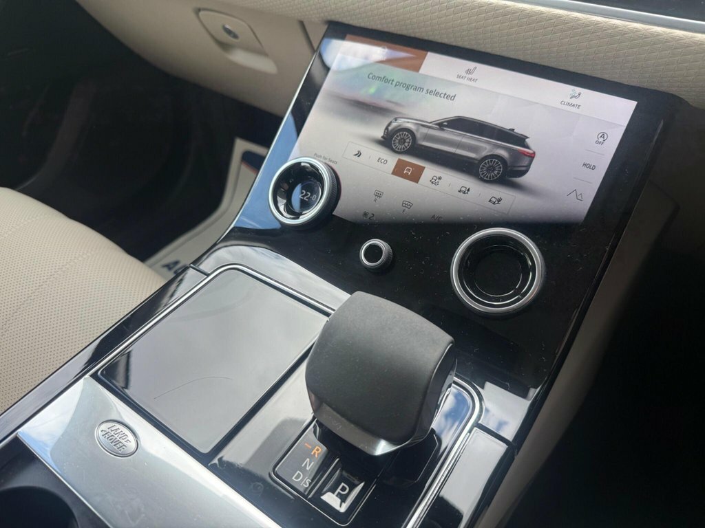Land Rover Range Rover Velar 2L S White #4