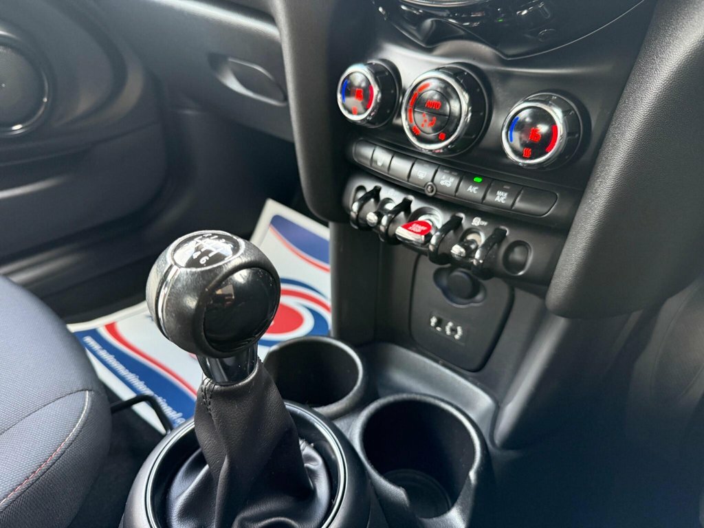 Mini Hatch 1.2L One Blue #5