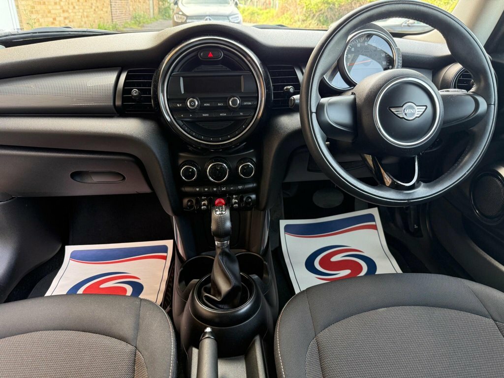 Mini Hatch 1.5L Cooper Red #6