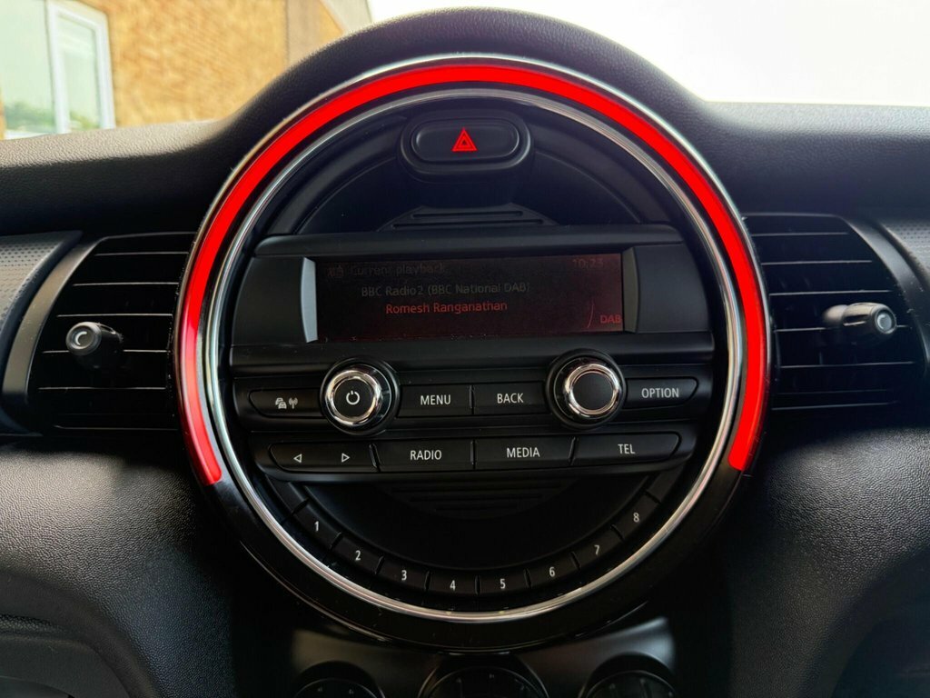 Mini Hatch 1.5L Cooper Red #4