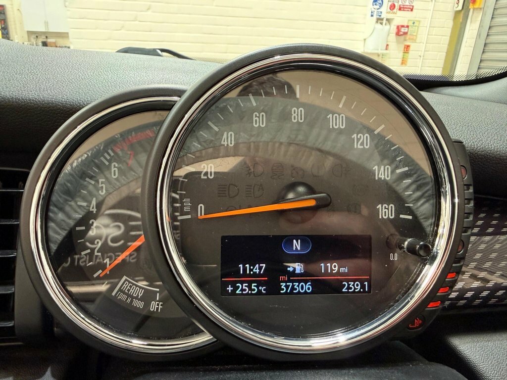 Mini Convertible 2L Cooper S Black #3