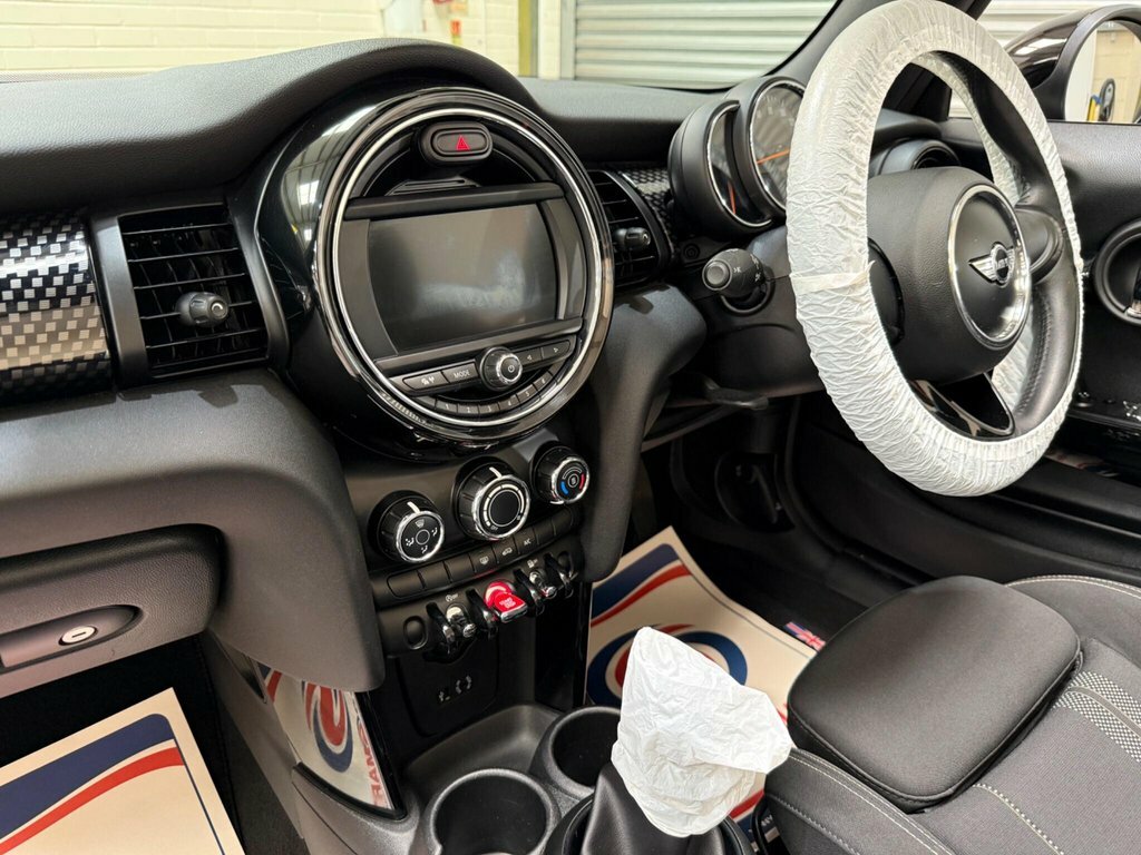 Mini Convertible 2L Cooper S Black #6