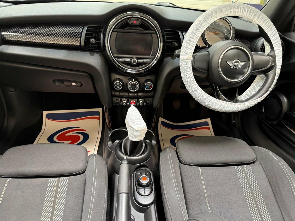 Mini Convertible 2L Cooper S Black #2