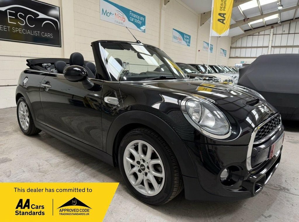 Mini Convertible 2L Cooper S Black