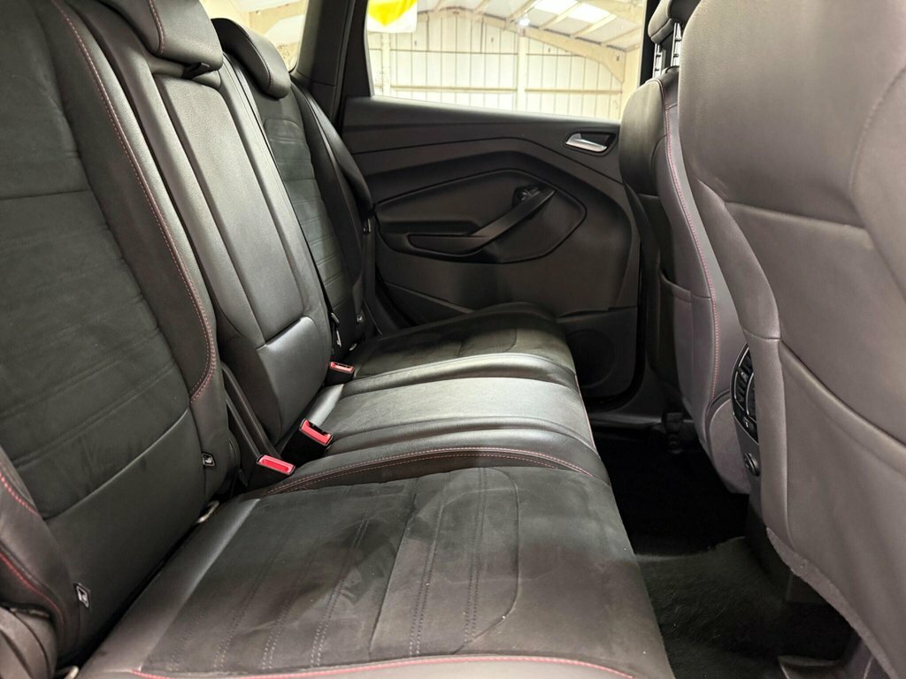 Ford Kuga 1.5L St-line WU69ZPG Black #5