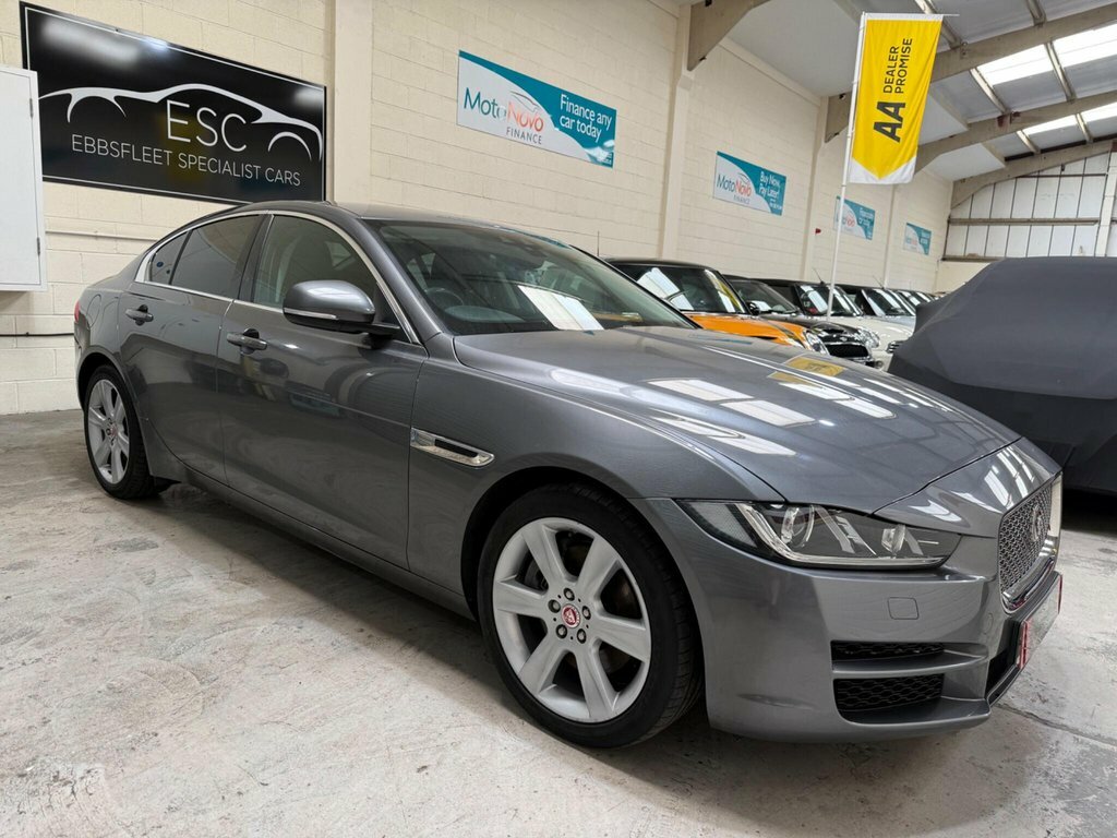 Jaguar XE 2L Portfolio Grey
