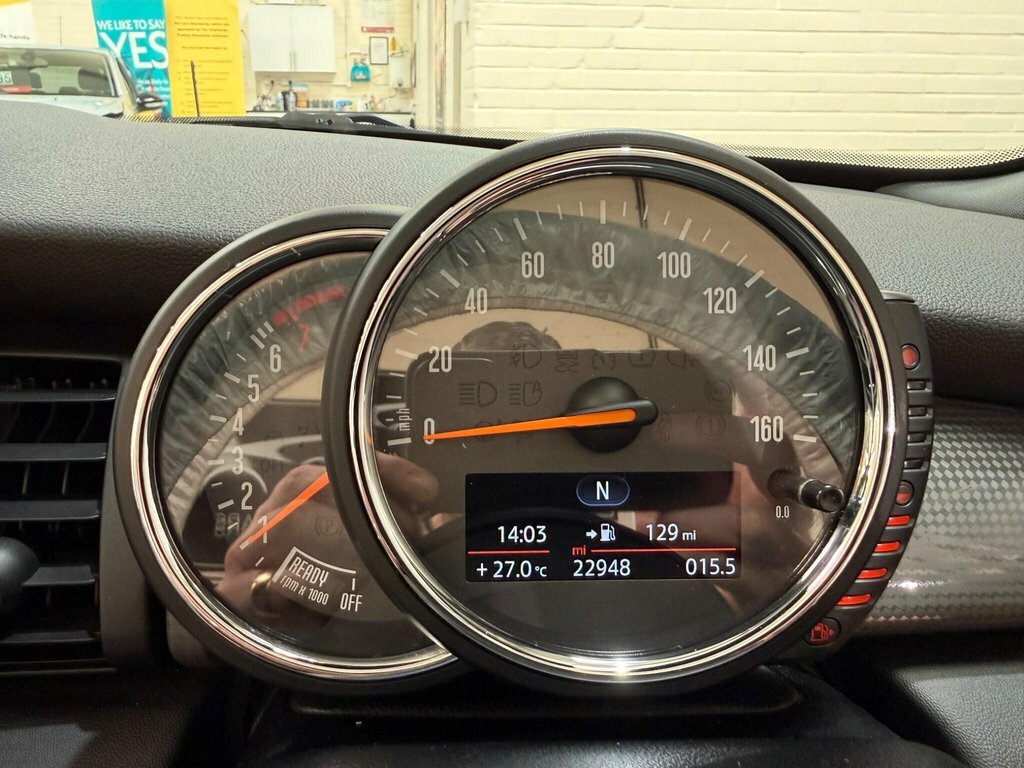 Mini Convertible 1.5L Cooper Silver #3