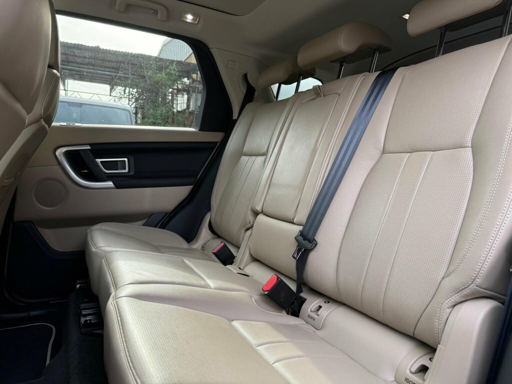 Land Rover Discovery Sport 2L Hse Silver #3