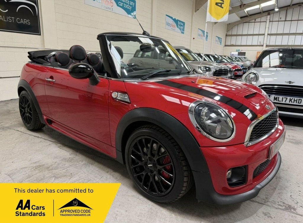 Mini Convertible 1.6L John Cooper Works Red