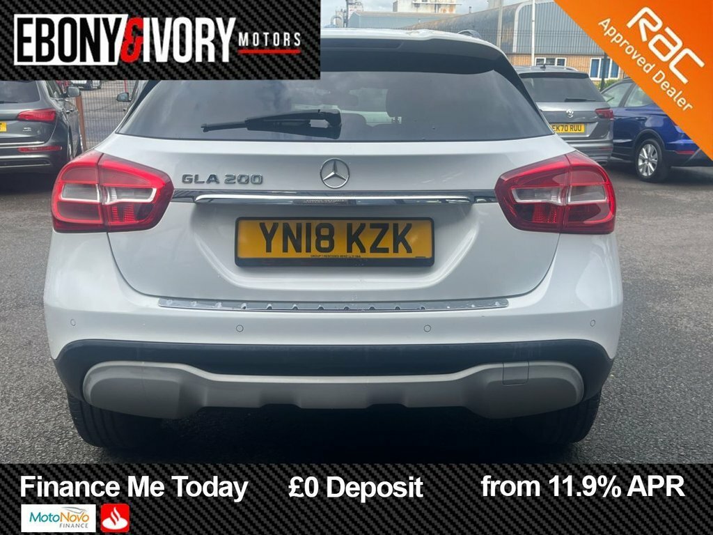 Mercedes-Benz GLA Class 1.6L Se YN18KZK White #3