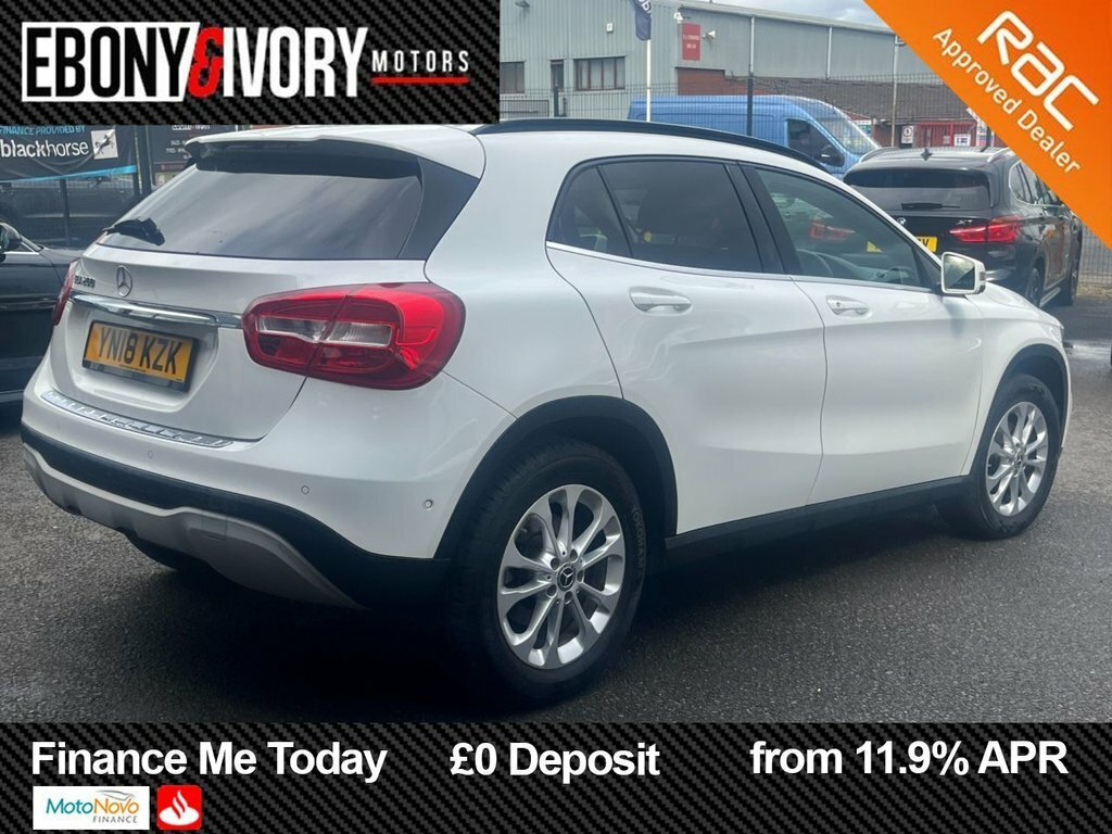 Mercedes-Benz GLA Class 1.6L Se YN18KZK White #4