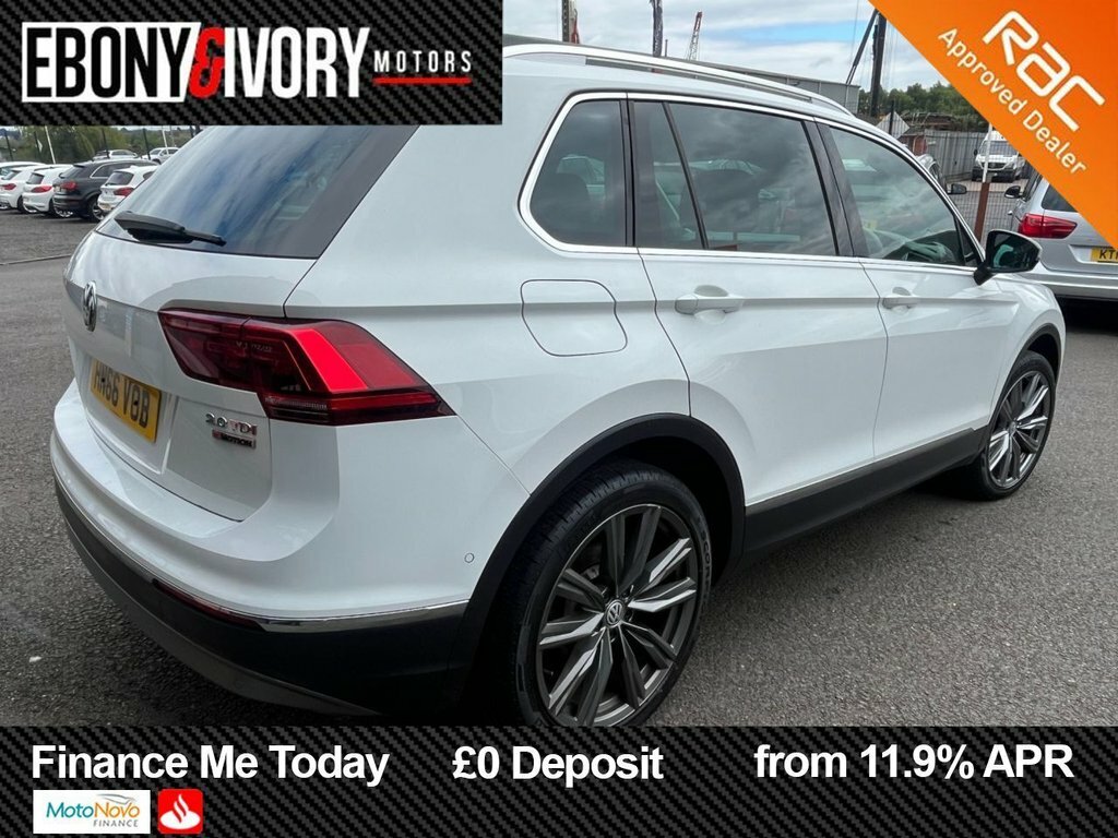 Volkswagen Tiguan 2L Sel HN66VOB White #5