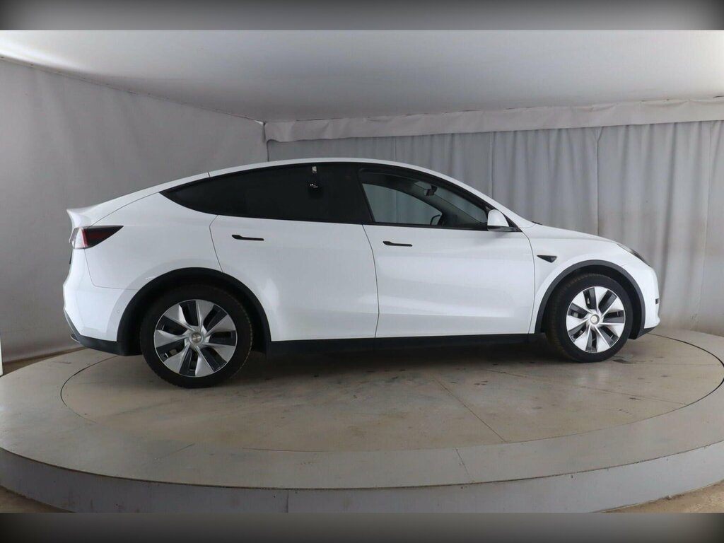 Tesla Model Y Dual Motor Long Range 4Wde BK22CDZ White #3