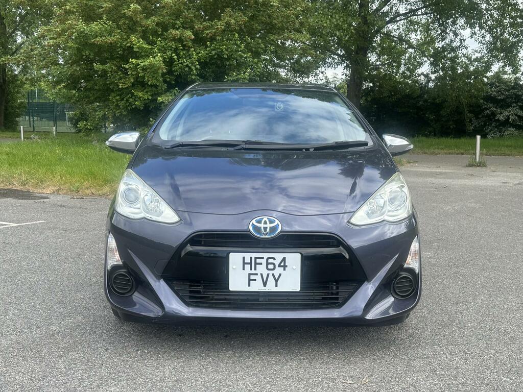 Toyota Aqua 1.5 2015 Toyota Aqua 1.5 Gs Sport Edition Black #2