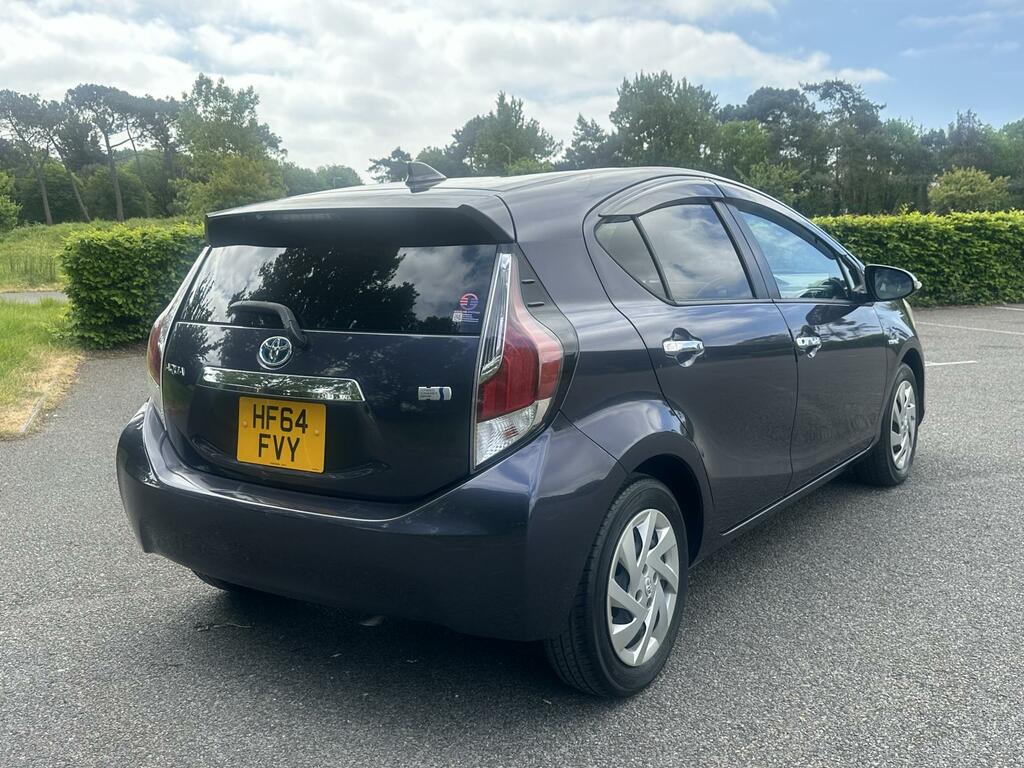 Toyota Aqua 1.5 2015 Toyota Aqua 1.5 Gs Sport Edition Black #5